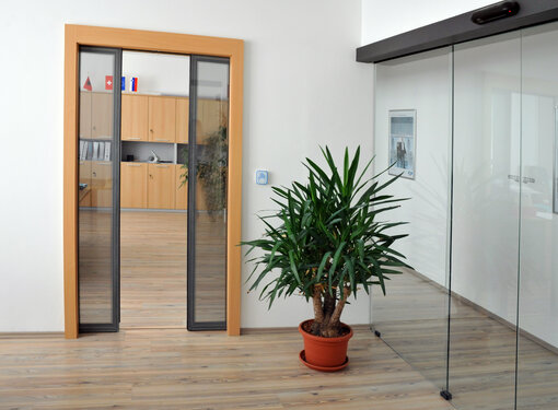 avtomatska vrata za pisarno